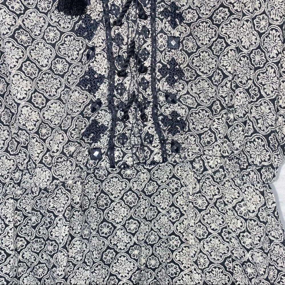 American Eagle Outfitters Boho Chic Mixed Grey Black Printed Romper Size Small - Picture 8 of 9